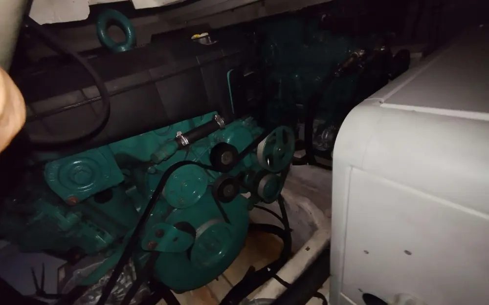 slider 17 Azimut Atlantis 42