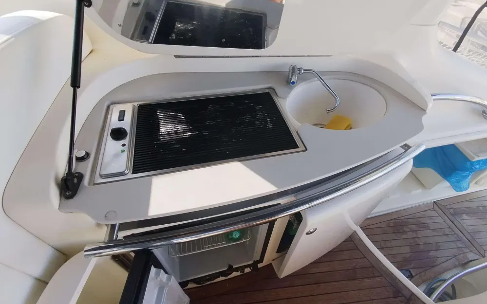 slider 19 Azimut Atlantis 42