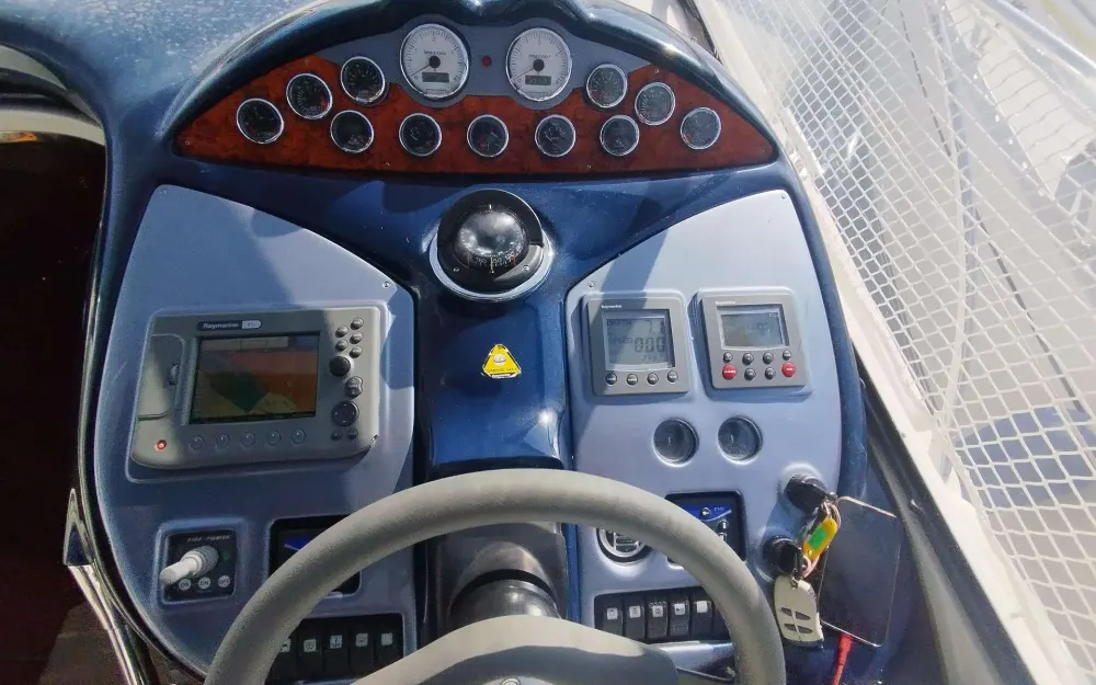 slider 2 Azimut Atlantis 42