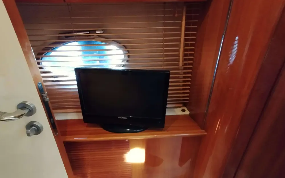 slider 3 Azimut Atlantis 42