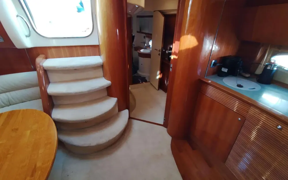 slider 7 Azimut Atlantis 42