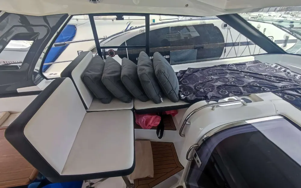 slider 12 Bavaria Sport 40 HT