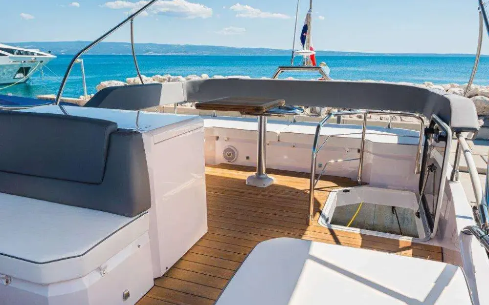 slider 5 Sessa Marine 