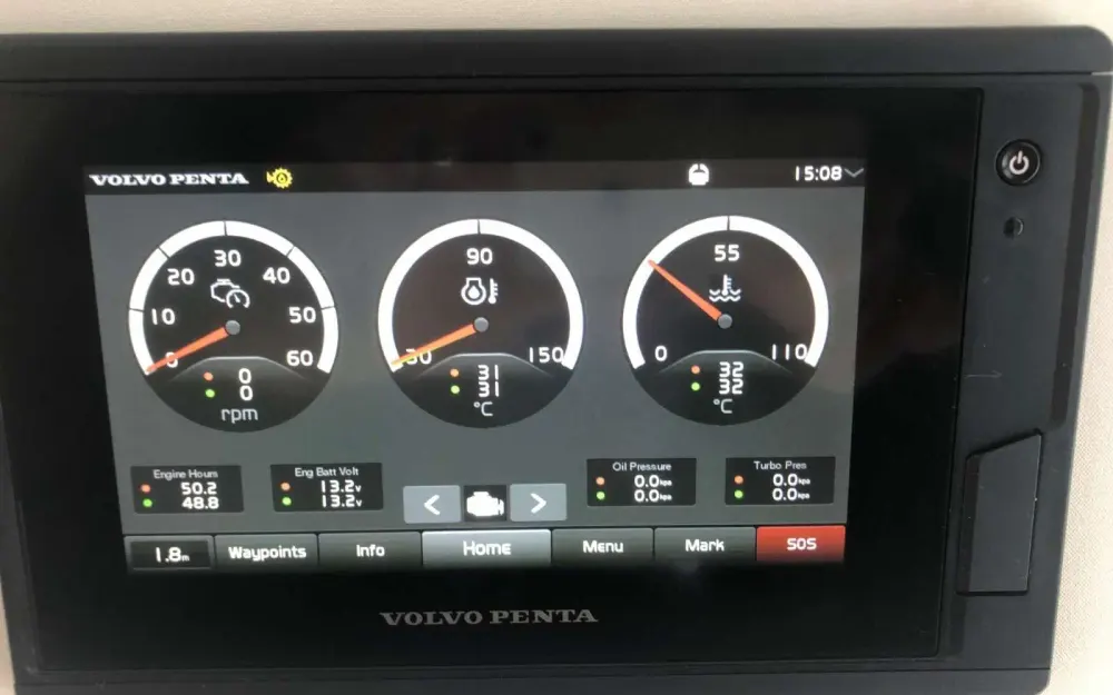 slider 5 Fountaine Pajot My 44