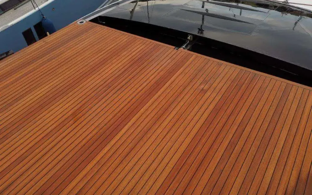 slider 5 Sunseeker Predator 72