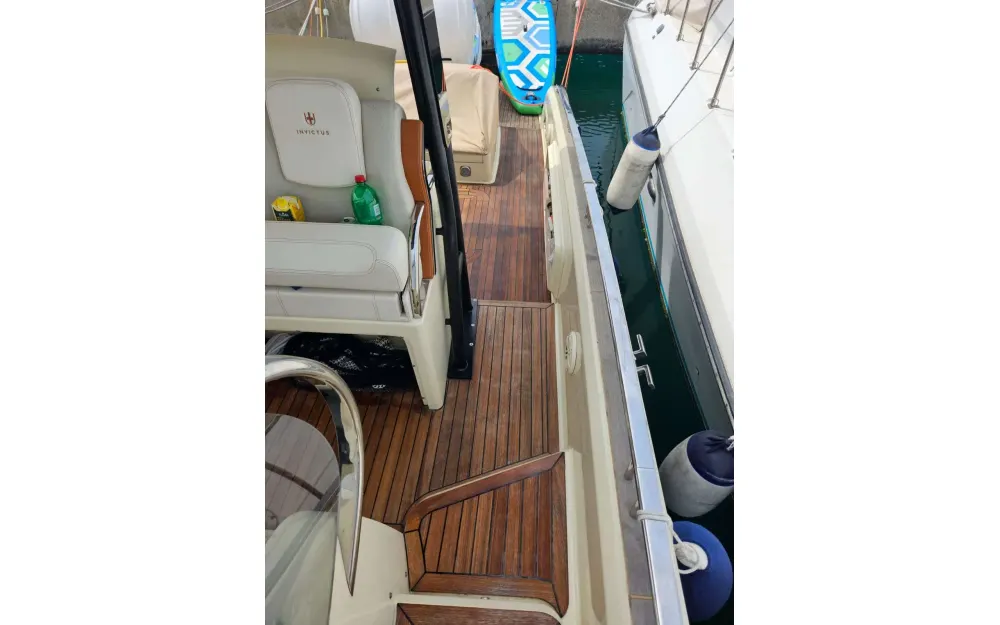 slider 11 Invictus  370 GT