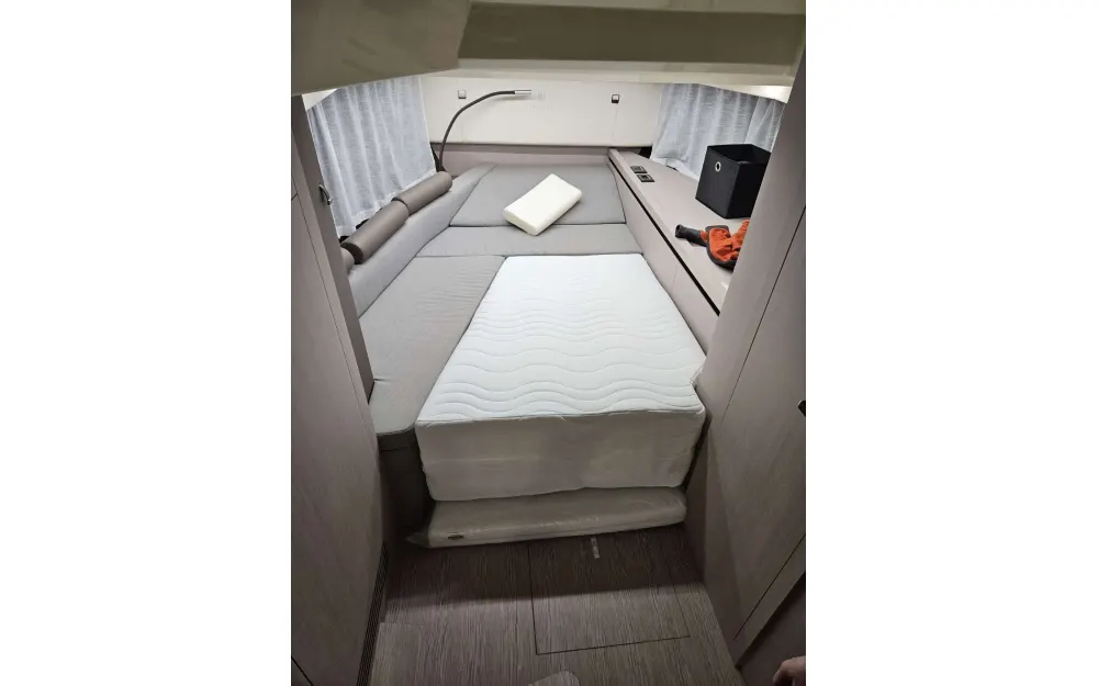 slider 6 Invictus  370 GT