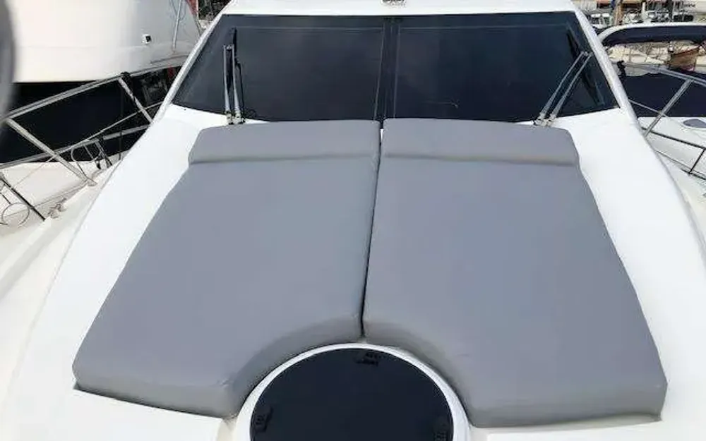 slider 11 Sunseeker Manhattan 50