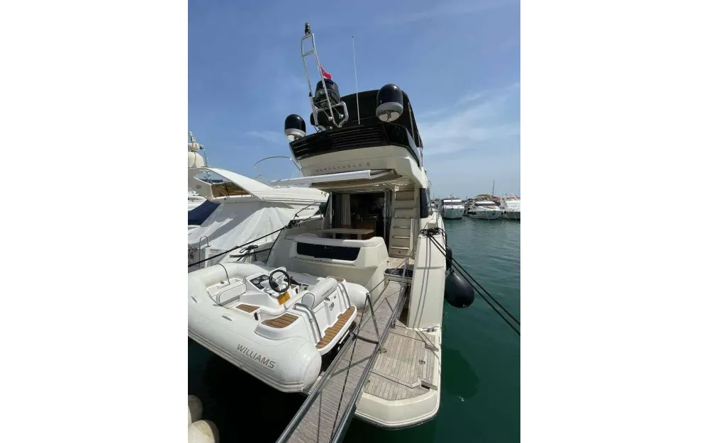 slider 10 Beneteau Monte Carlo 5