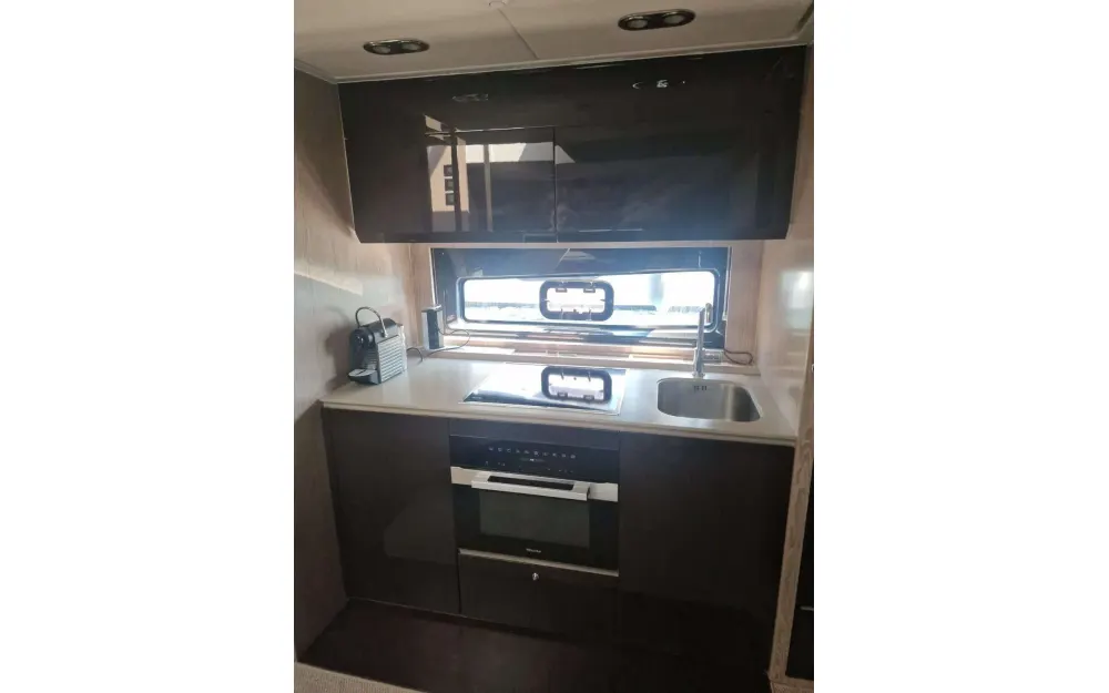 slider 12 Azimut Atlantis 51