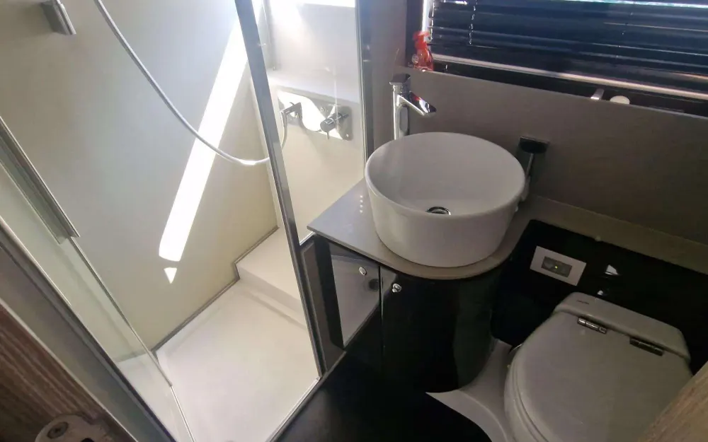 slider 16 Azimut Atlantis 51