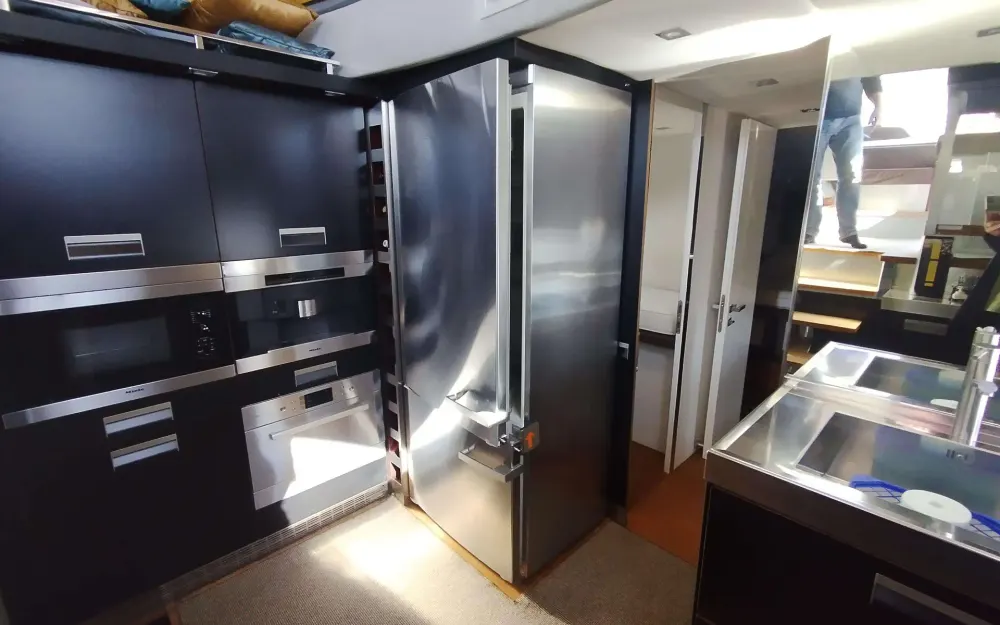 slider 23 Rio Yachts Colorado 54