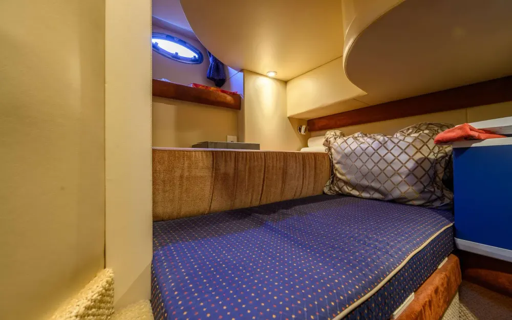 slider 1 Meridian Yacht  341
