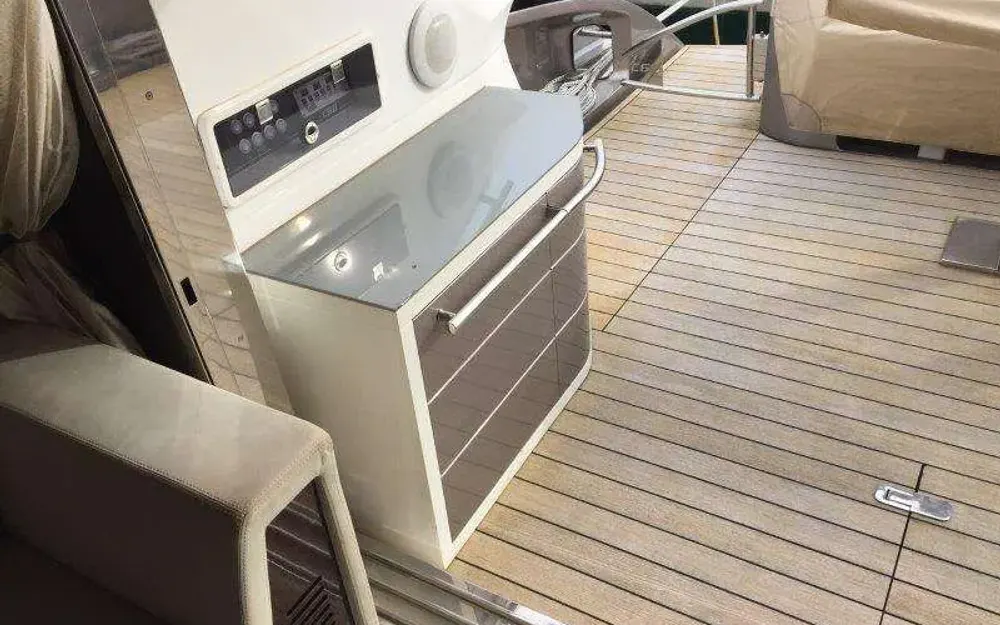 slider 10 Sessa Marine C68