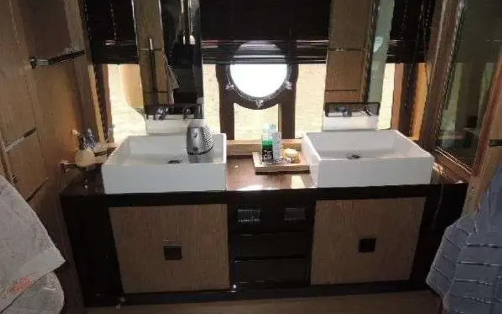 slider 12 Sessa Marine C68