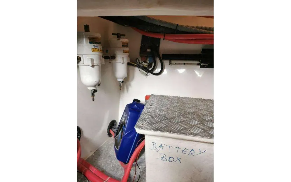 slider 4 Sealine  SC 39