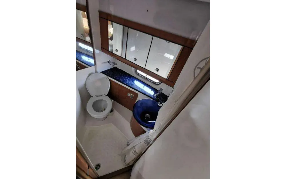 slider 8 Sealine  SC 39