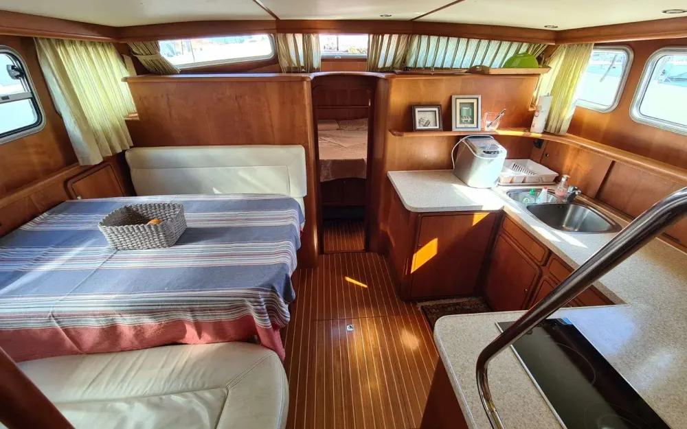 slider 16 Linssen  470 Grand Sturdy