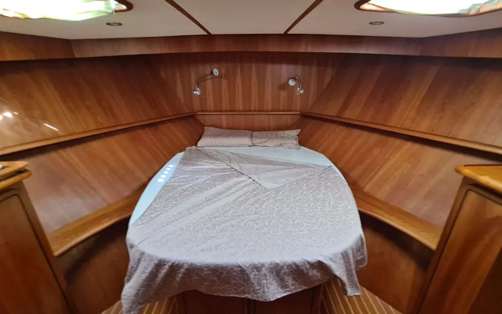 slider 17 Linssen  470 Grand Sturdy