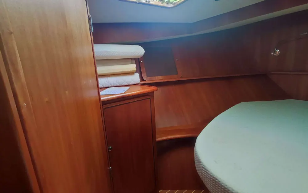 slider 7 Linssen  470 Grand Sturdy