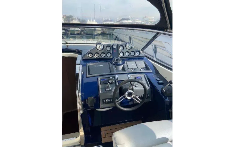slider 8 Azimut Atlantis 39