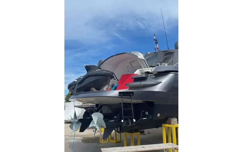 slider 1 Pershing  52