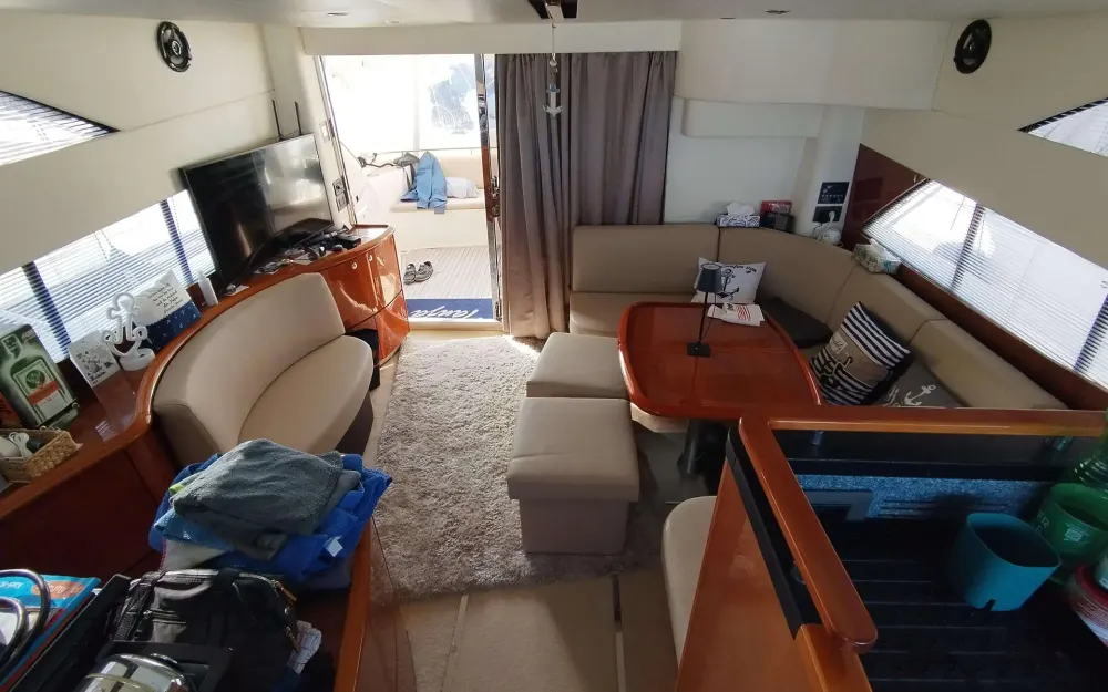 slider 33 Fairline Phantom 50