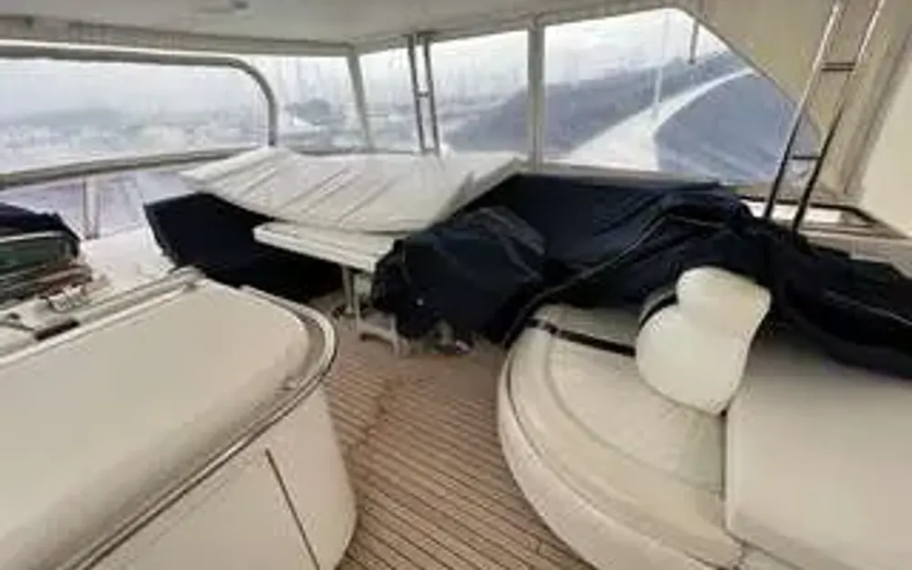 slider 3 Elegance Yachts Elegance 65