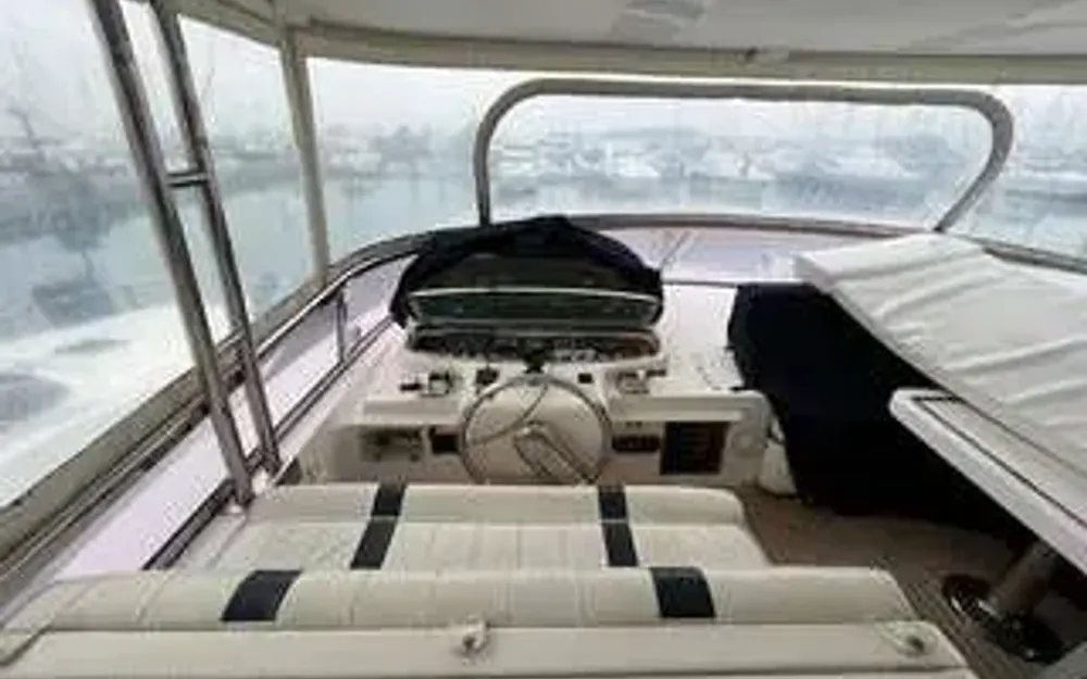 slider 7 Elegance Yachts Elegance 65