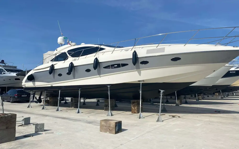 slider 0 Azimut Atlantis 55