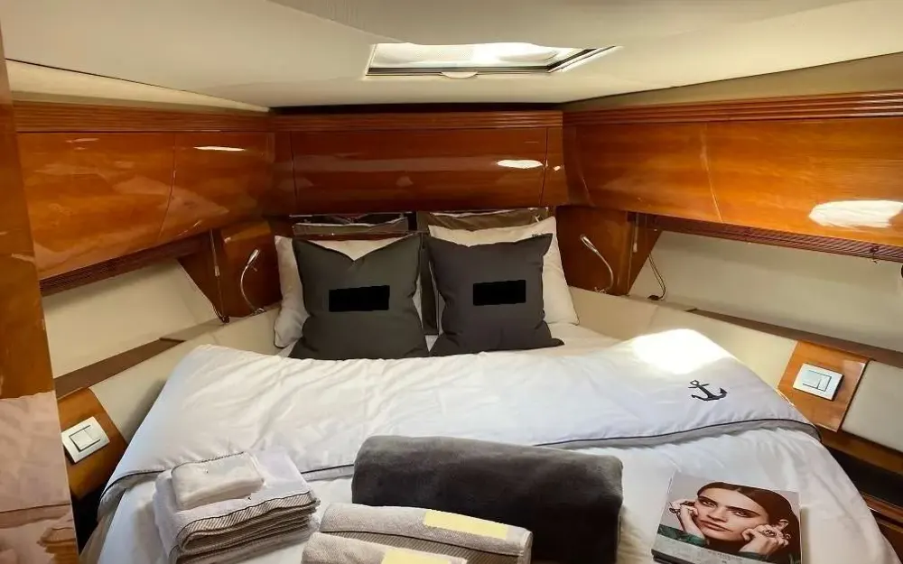 slider 18 Azimut Atlantis 55