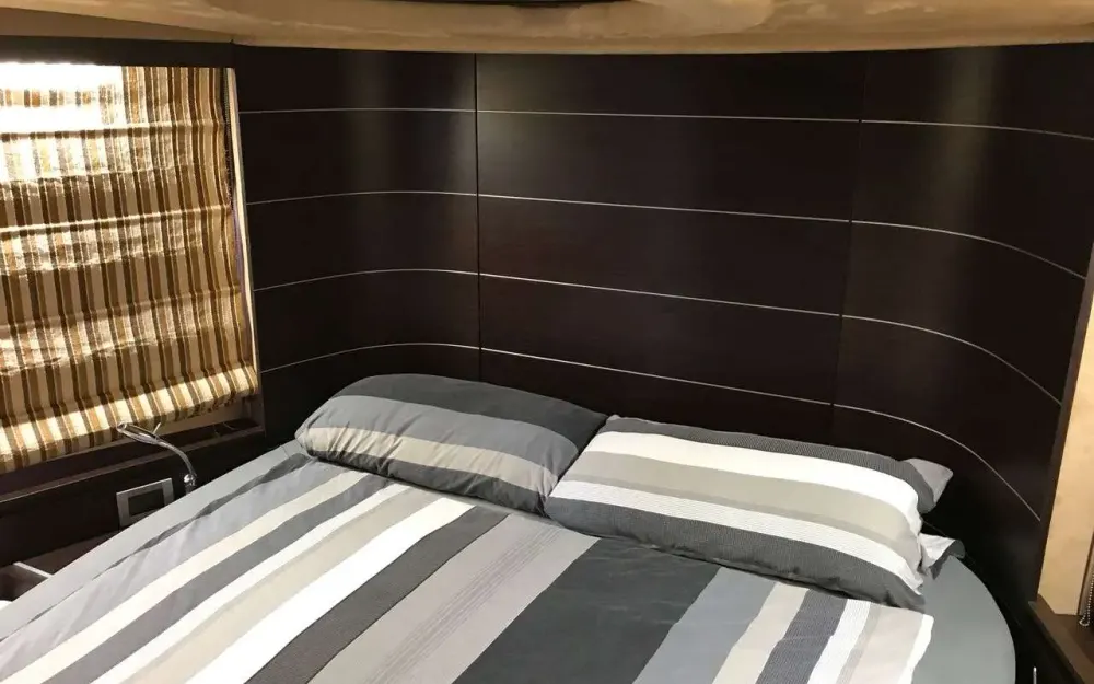 slider 9 Azimut  68 S