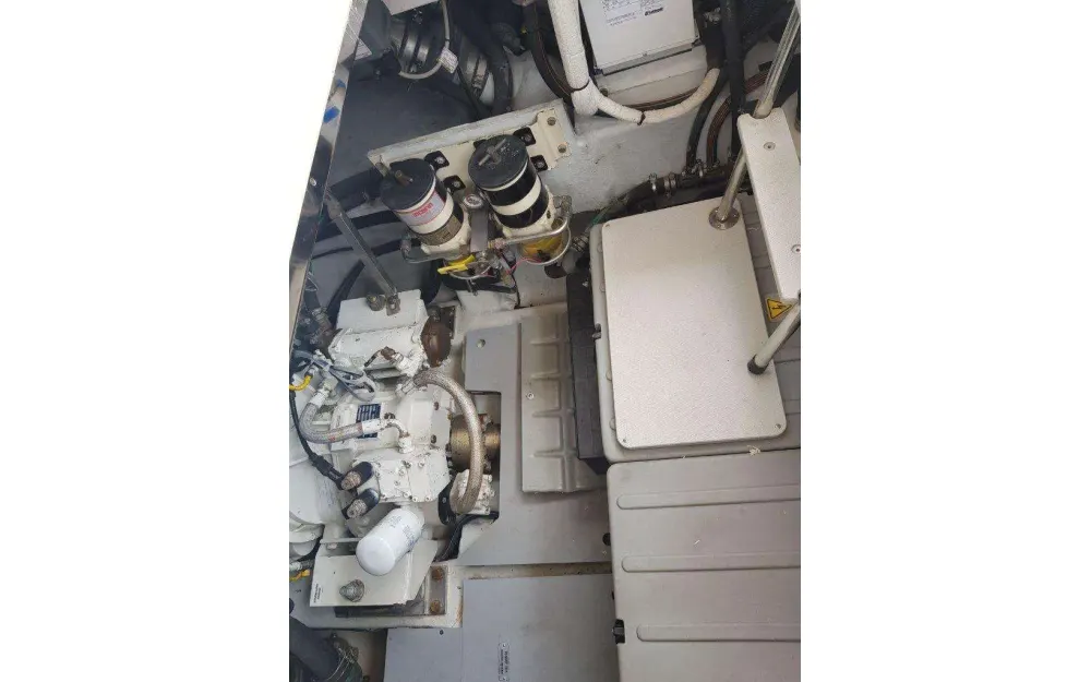 slider 1 Azimut Atlantis 50
