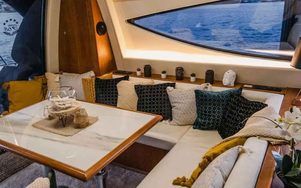 slider 21 Fashion Yachts Fashion 68