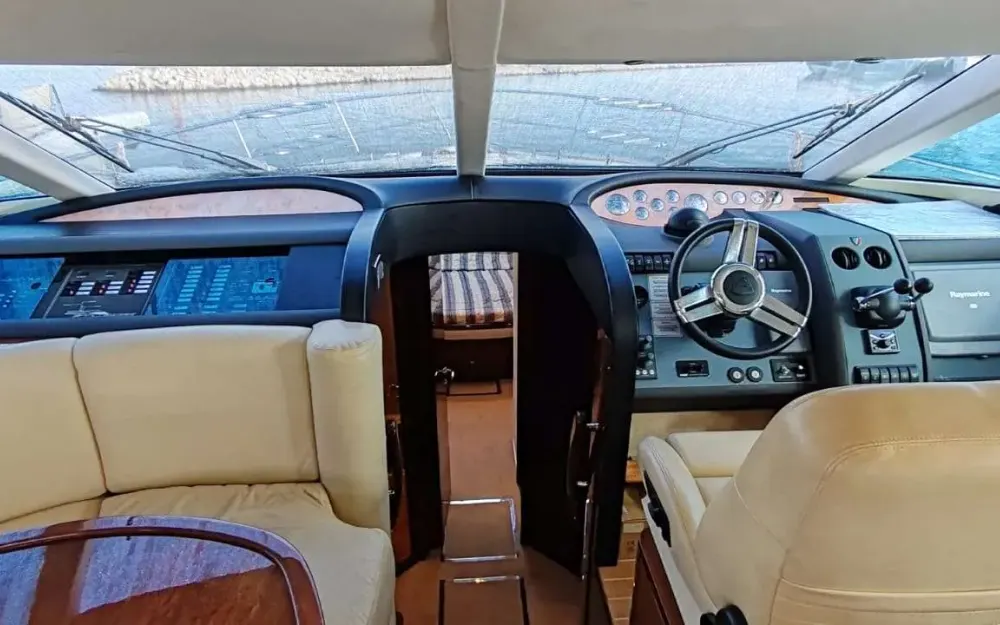 slider 13 Fairline Squadron 58