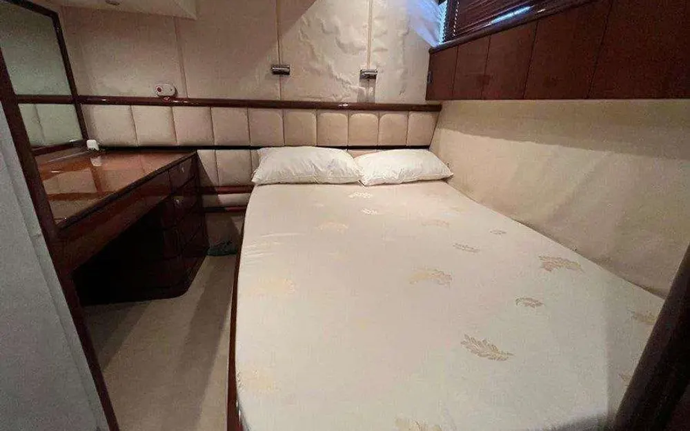 slider 15 Fairline Squadron 58
