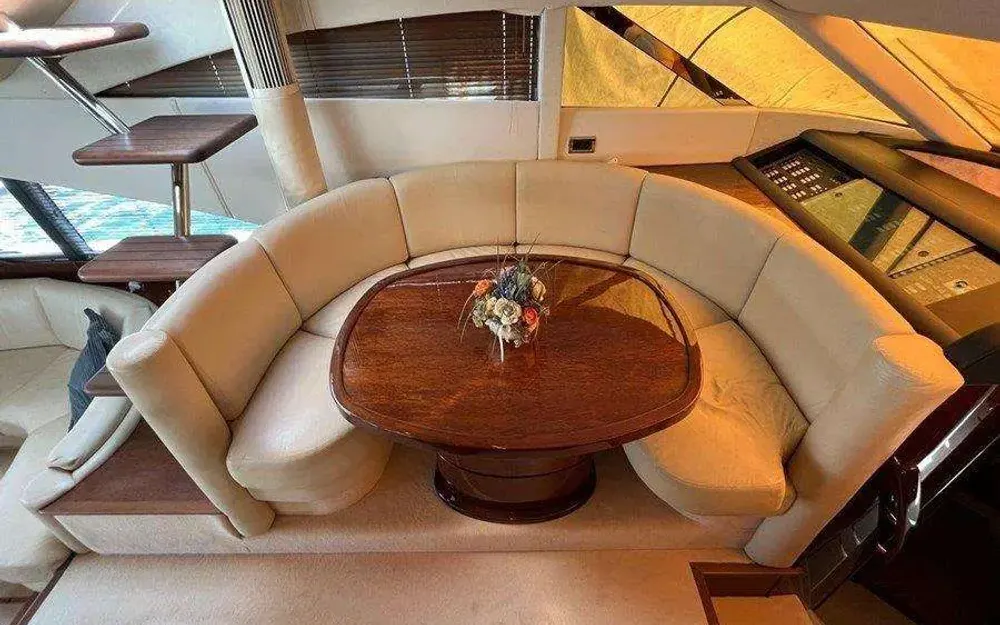 slider 7 Fairline Squadron 58