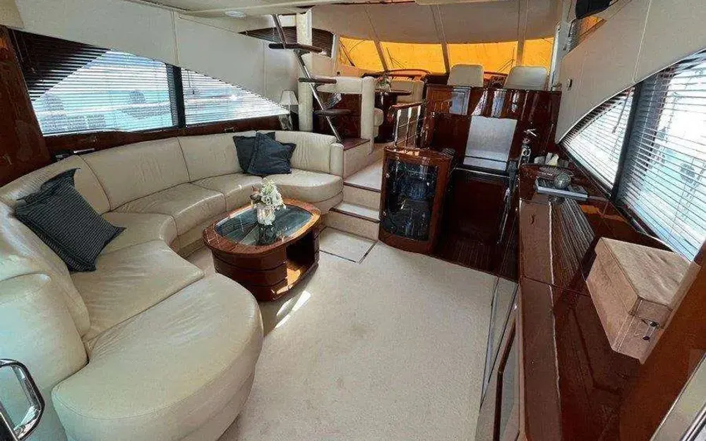 slider 8 Fairline Squadron 58