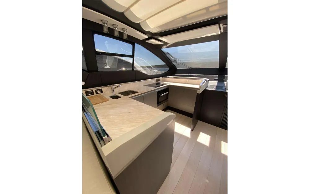 slider 5 Azimut  S7
