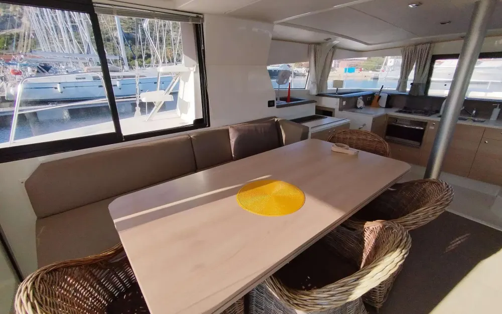 slider 11 Bali Catamarans Bali 4.0