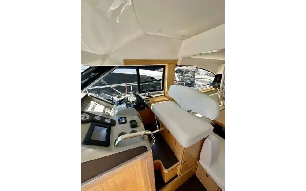 slider 3 Bavaria Virtess 420 Fly