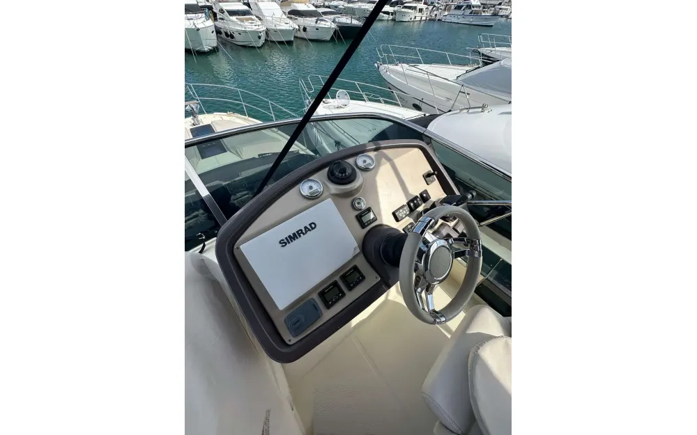 slider 13 Beneteau Monte Carlo 5
