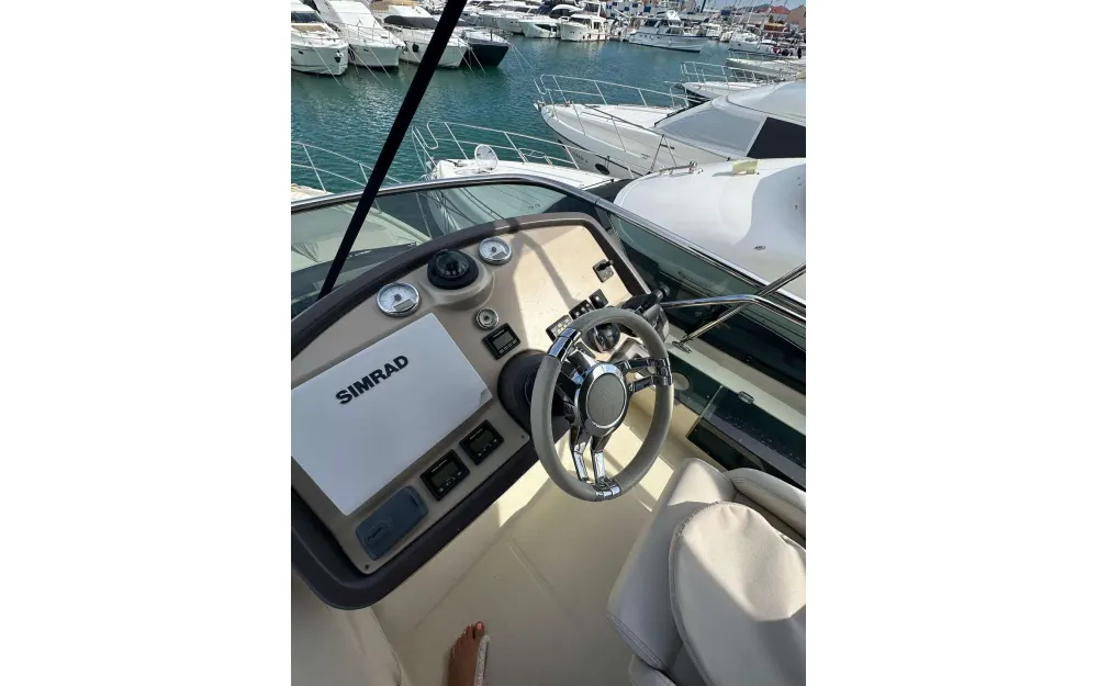 slider 19 Beneteau Monte Carlo 5