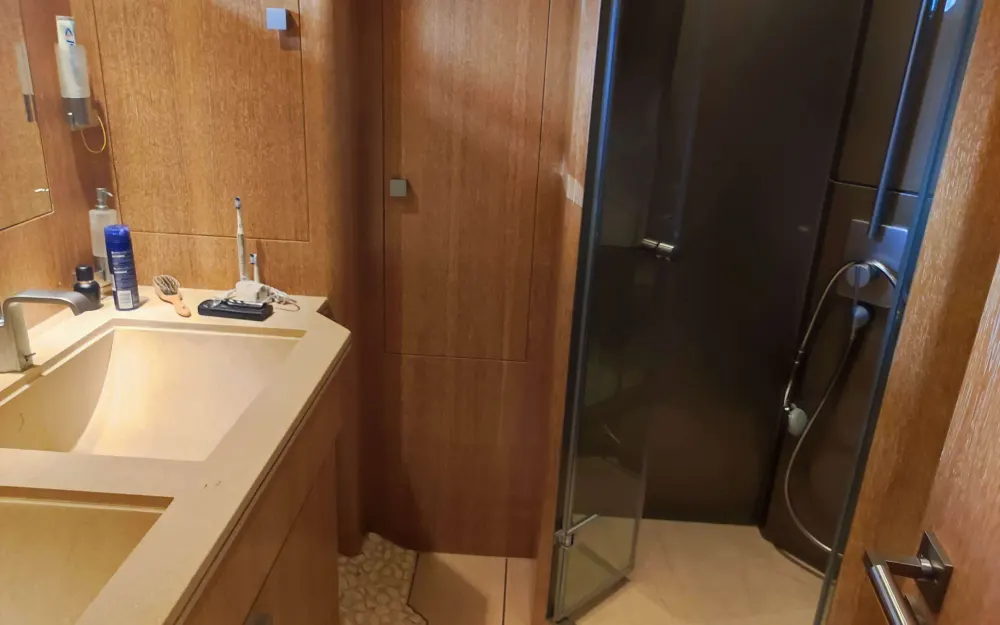 slider 24 Elegance Yachts Elegance 70