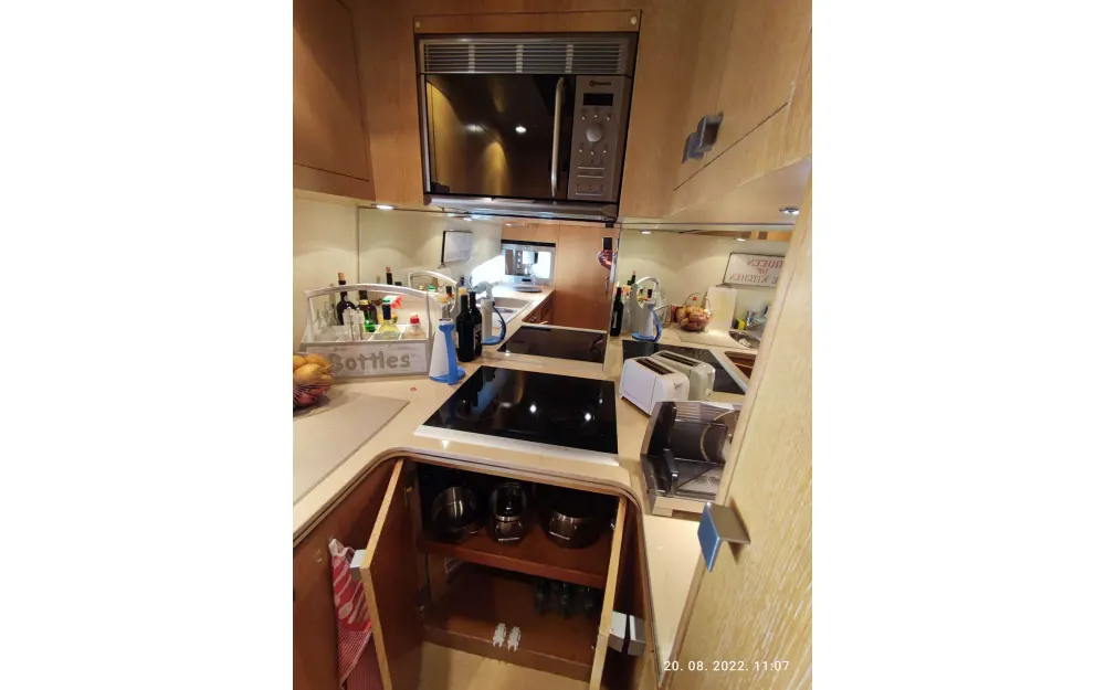 slider 40 Elegance Yachts Elegance 70