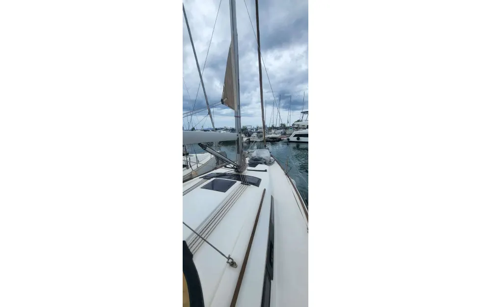 slider 17 Dufour  350
