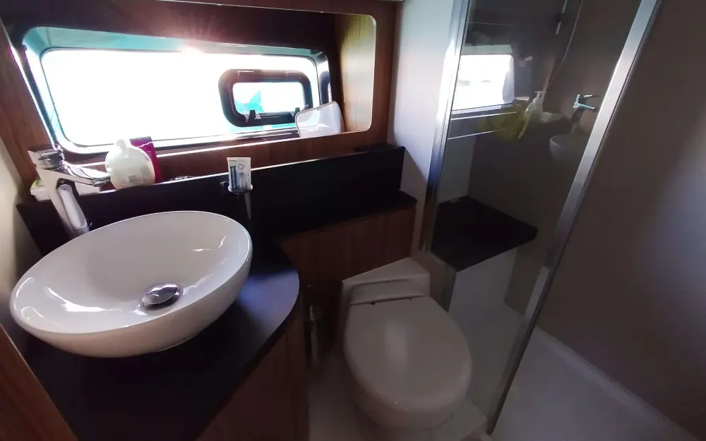 slider 10 Azimut Atlantis 43