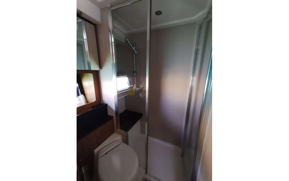 slider 13 Azimut Atlantis 43