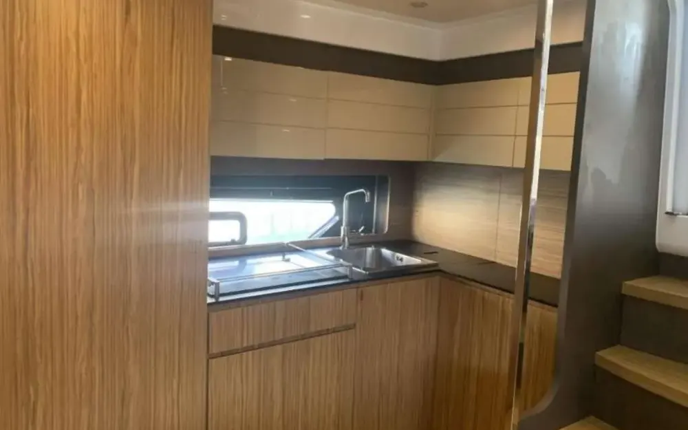 slider 8 Azimut Atlantis 43