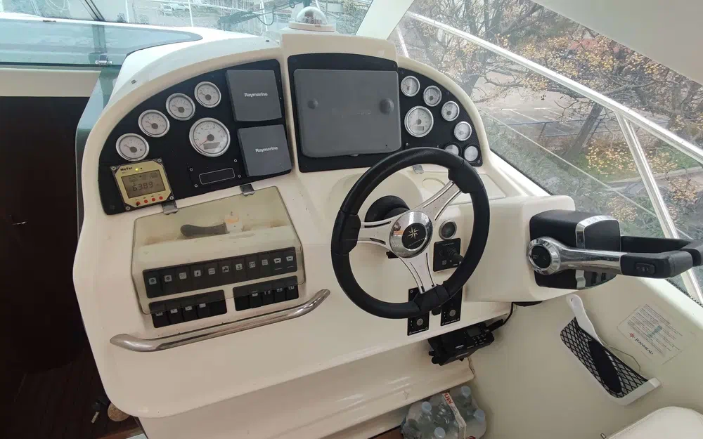 slider 8 Jeanneau Prestige 34